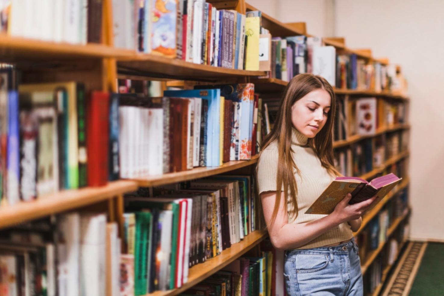 Student reviewing trading charts during practical workshop session